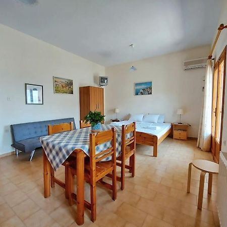 Selfcatering -Studio Helen No 7 Хіропігадо Екстер'єр фото